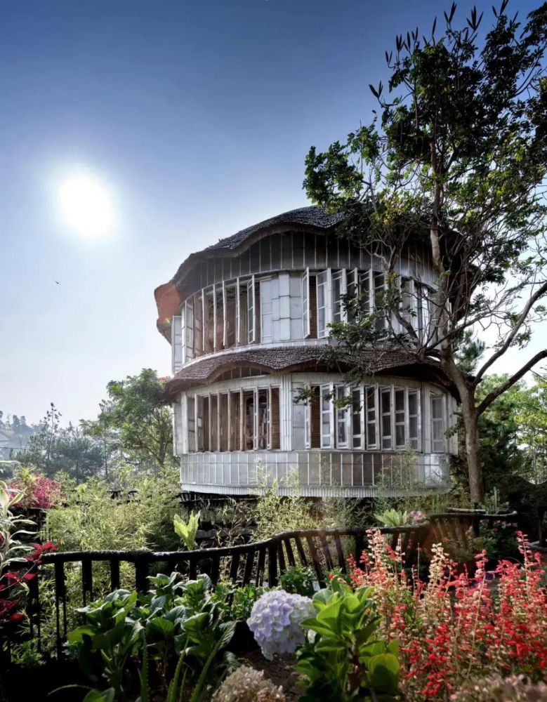 原生态有机建筑群piyandeling社区空间