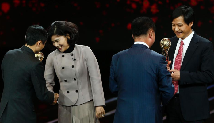 撒贝宁:我作为你的亲戚去格力上班行吗?董明珠4个字,我听蒙了