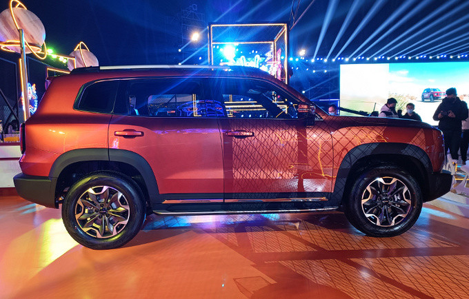 四驱后锁哈弗大狗suv20t发动机只要1559万元