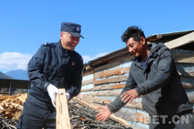 这个警察节,很暖|警察|人民警察|文浩麟|边境管理支队|中国人民警察节