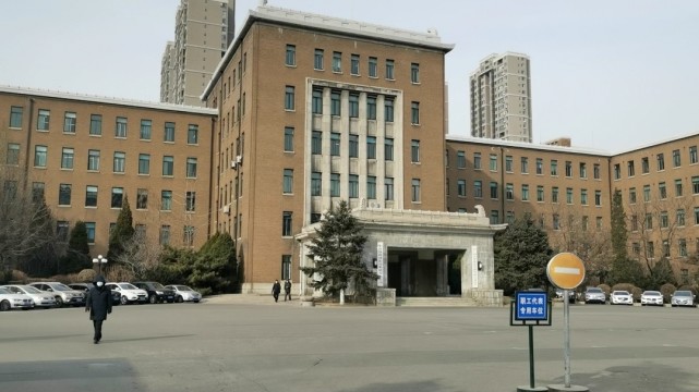 原国民党东北剿匪总司令部沈阳满铁奉天铁道总局本馆旧址