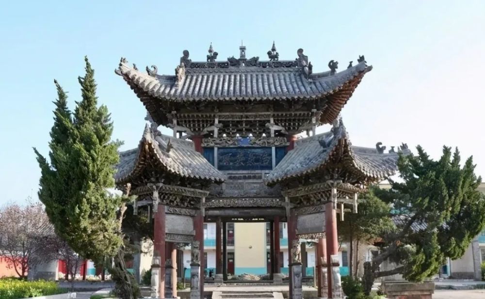 舞阳北舞渡山陕会馆彩牌楼:被誉为"河南清代牌楼建筑之冠"_腾讯新闻