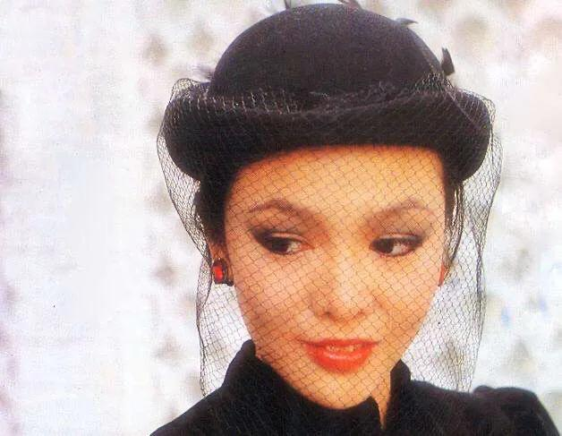 90年代女港星排行榜_90年代香港女星排行,王祖贤垫底,朱茵第二,她才是真的美!(2)