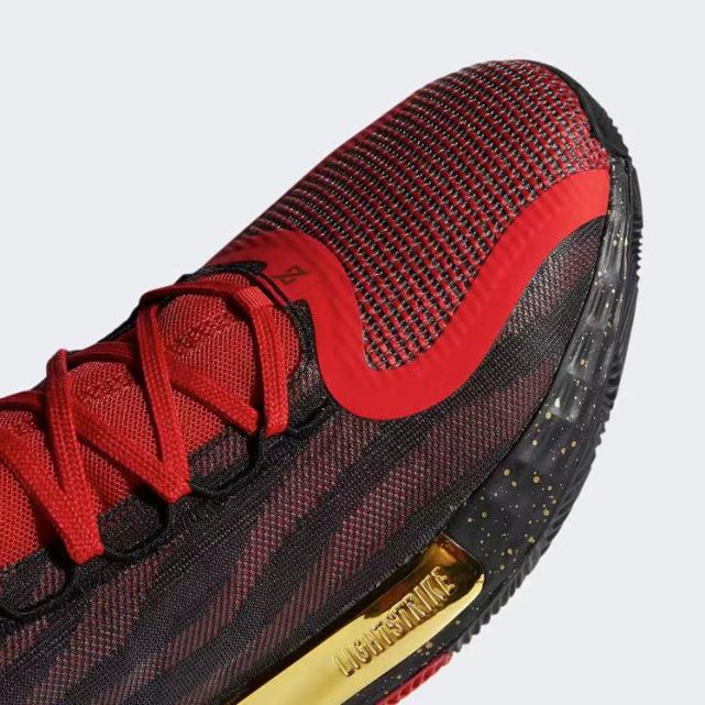 镶嵌土豪金罗斯11代中国年配色释出