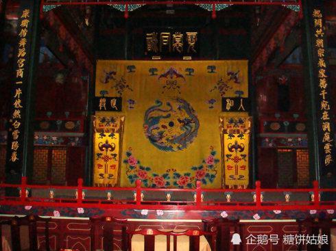 经常听德云社相声的知道,张九南总是跟台下观众在互相打趣儿"湖广会馆