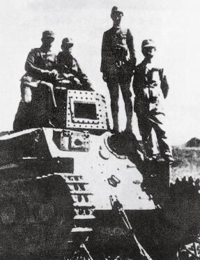 濑谷支队的进攻再次失败了,板垣征四郎担心坂本支队被围歼,遂下令让其