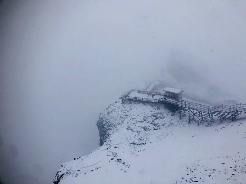 是心动啊玉龙雪山第一波雪景图已出