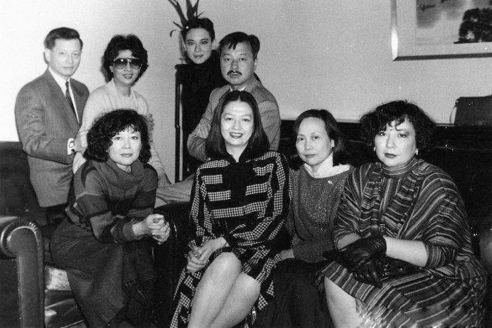 京剧大师周信芳:与梅兰芳齐名,夫人是上海滩名媛,一家都是传奇_腾讯