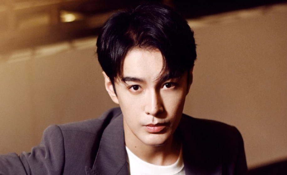 张昊唯这位男演员对待演艺还是很敬业和专业和的,自从出道以来带给