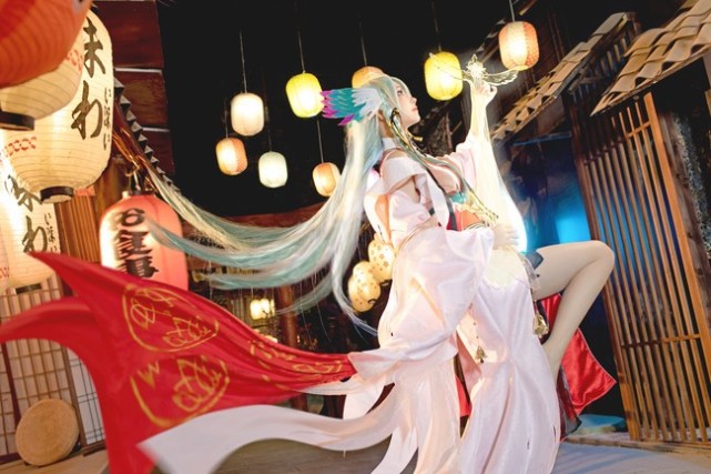 《阴阳师》cosplay正片图赏:紧那罗