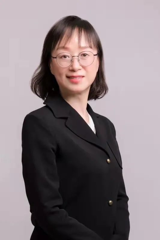 王延春《财经》杂志助理主编,区域经济与产业研究院院长王延春女士