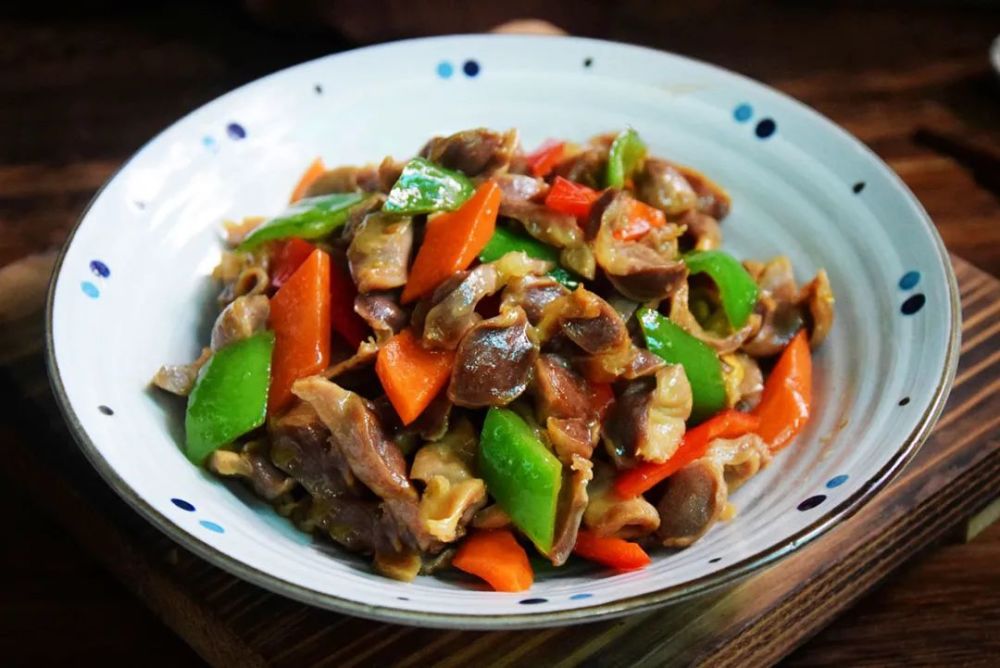 家庭版爆炒鸡胗的做法来了鸡胗又脆又爽口特别有嚼劲超下饭哟