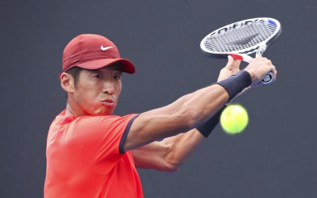 错失赛点遭逆转老将李喆三盘苦战出局中国男网全军覆没