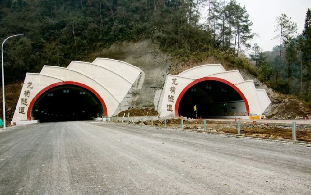 达宣快速通道春节前全线半幅形成通车能力……_腾讯新闻