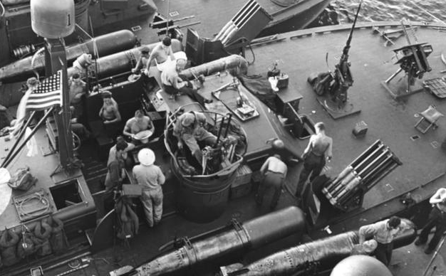 二战中 规模最大的海战 菲律宾附近的莱特湾海战 腾讯新闻