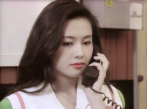 罗嘉良小12岁的娇妻竟然是她,难怪辜负了痴恋他28年的方敏仪_腾讯新闻