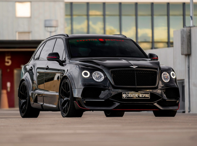 宾利添越改装版官图发布定制外观套件23寸黑色轮毂搭载40tv8引擎售