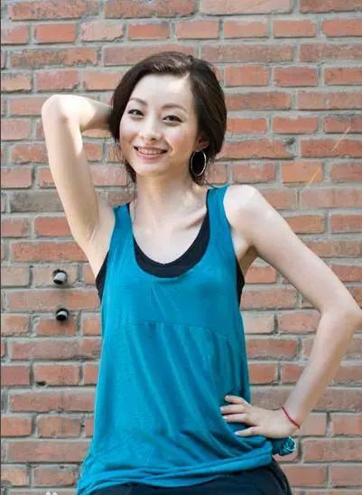 温兆伦,娶小20岁妻子却成了神仙爱情|温兆伦|绯闻|赵庭|李美玲|陈梅馨