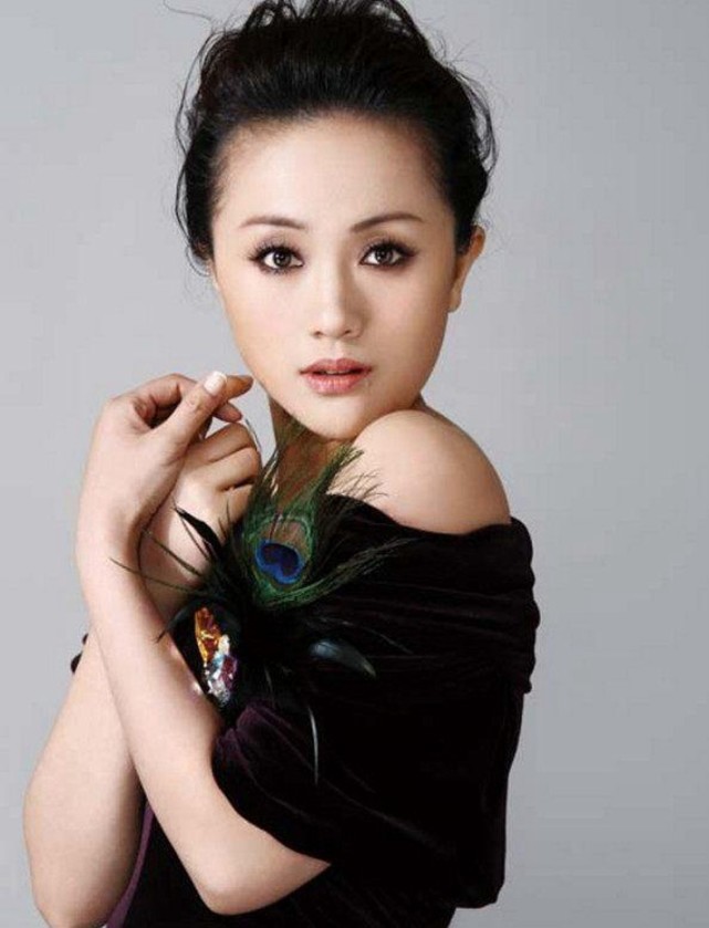 朱媛媛方琼,1974年1月4日出生于河北石家庄,2006年4月以后,方琼和