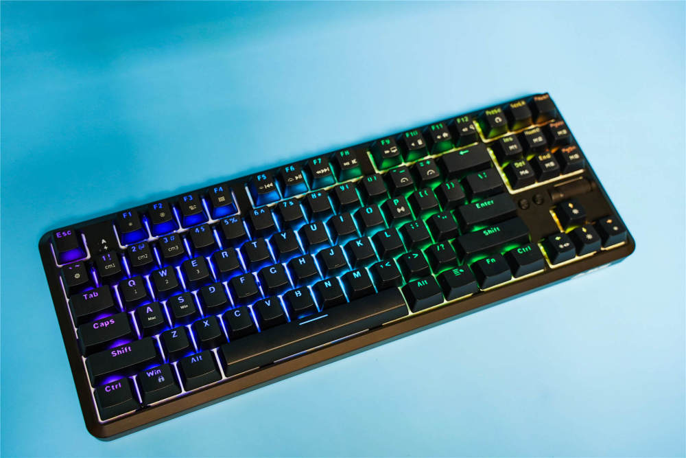 价格便宜出门级首选黑爵k870t蓝牙双模红轴机械键盘