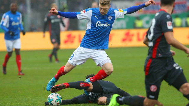 德国杯 基尔高士丁vs拜仁慕尼黑 拜仁超强锋线 急需泄愤