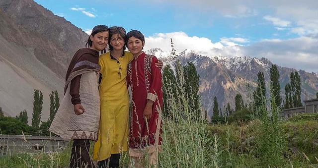 图说原住民:布鲁绍人