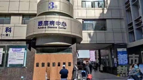 西安市第四医院眼科病院视网膜脱离中心副主任医师赵曦泉"我们先给