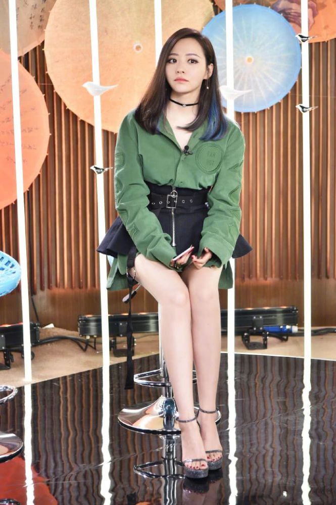 离开冯柯后,张靓颖现状曝光:那个为爱疯狂的女孩,涅盘重生了_腾讯新闻