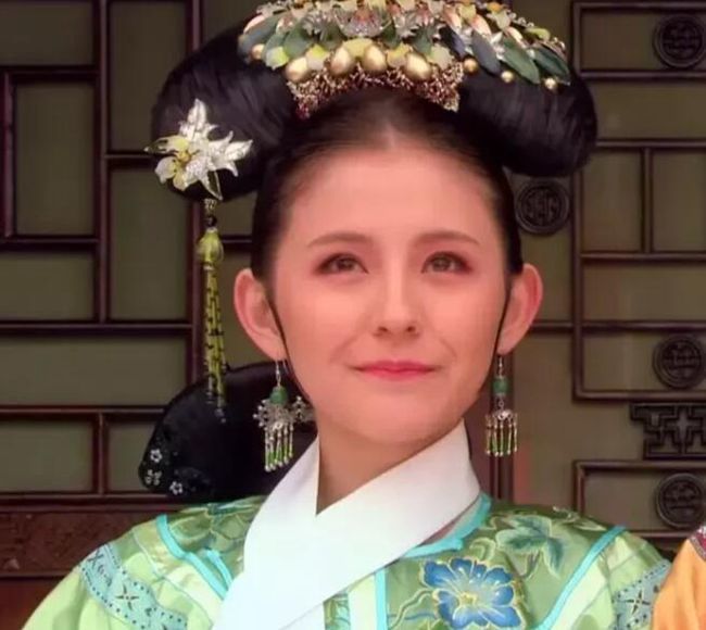 叶澜依恩宠远超甄嬛华妃为啥没人害她有一关键人物救了她