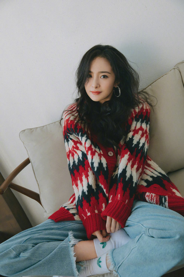 盘点杨幂最新穿搭这几身look简单易上手小白也能学