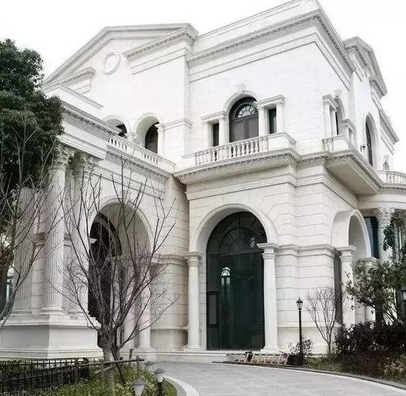 韩雪豪宅35亿宫廷风赵忠祥5亿古典中式赵薇坐拥皇家酒庄