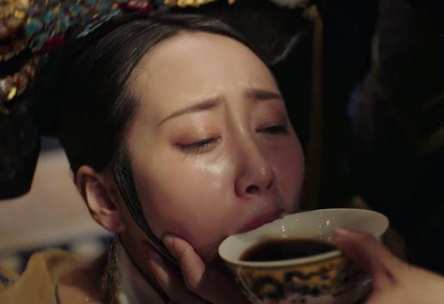 魏嬿婉被牵机药折磨九年为何从未想过自杀你看甄嬛说了啥