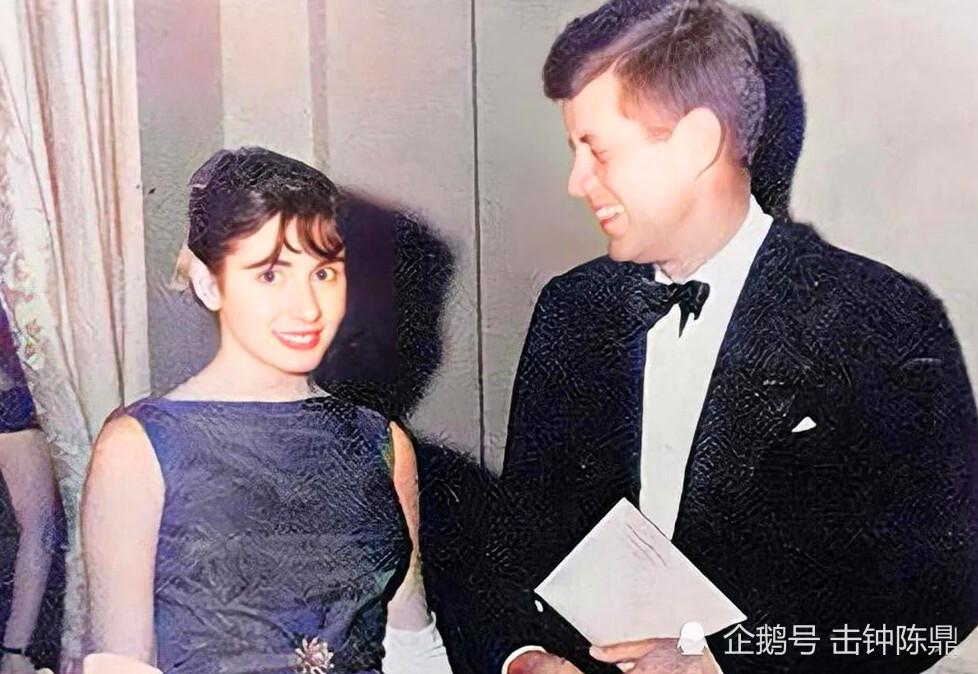 干瘪枯槁的美国众议院议长佩洛西，年轻时曾是一位美人，46岁才投身政坛_腾讯新闻