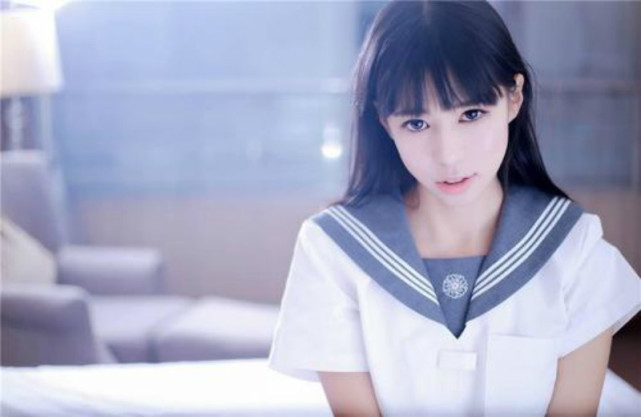 艾栗栗是谁她为何这么出名毕业于舞蹈学院的大美女