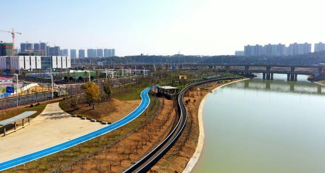 体育产业园,亲水漫步道建成,南昌欣悦湖加速蝶变