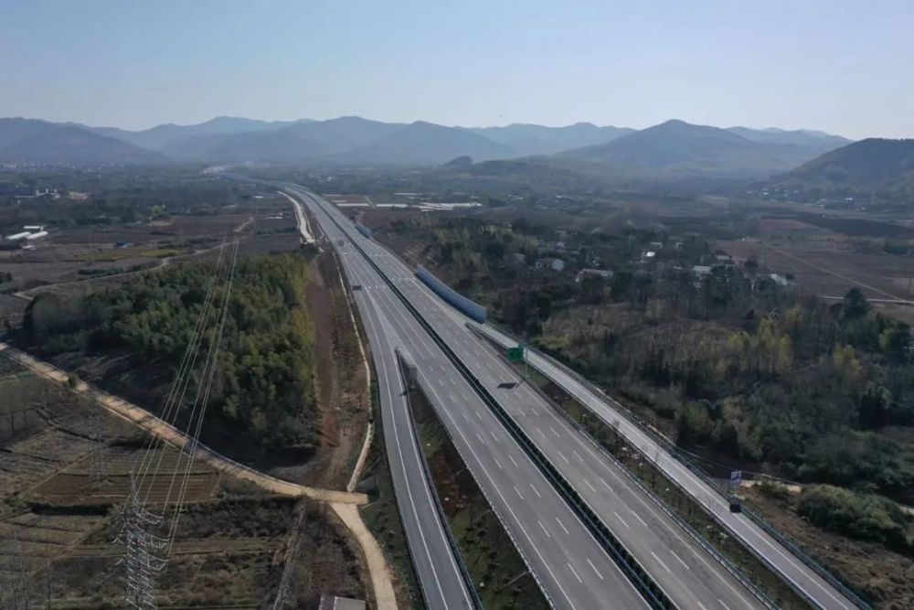 宜长高速通过交工验收通车在即