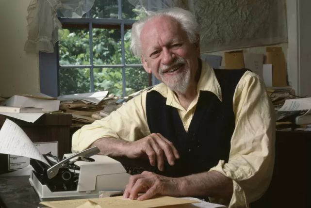 坤鹏论:修辞学的"亚里士多德第二"|修辞|肯尼斯·伯克|坤鹏论|哲学