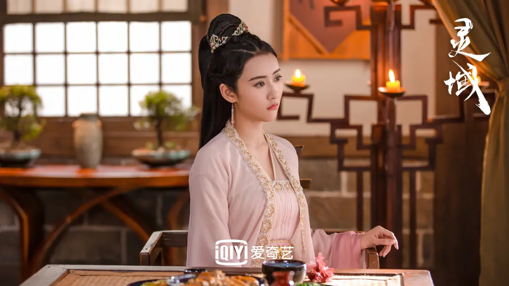 殿,都属于玄天盟和八极圣殿的管辖,其中有两位圣女:宋婷玉和谢静璇