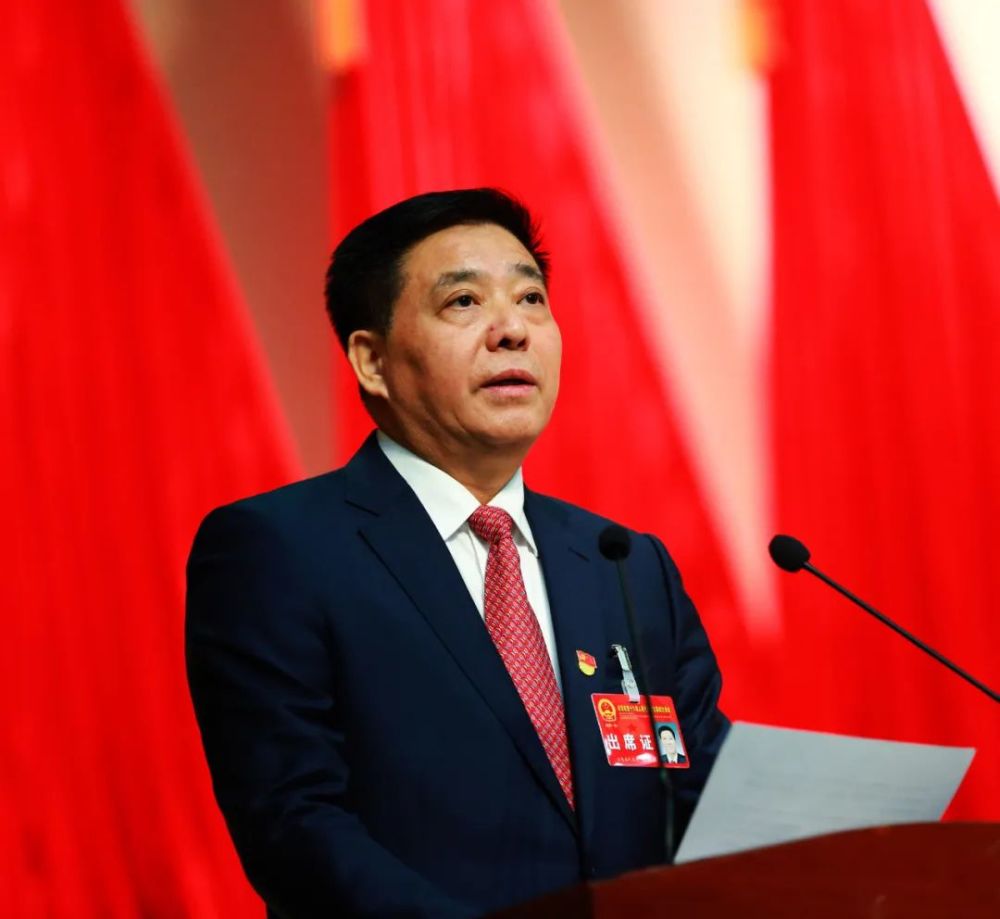 2021本溪两会市十六届人大四次会议隆重开幕