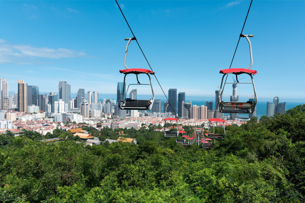 太平山观光索道,分为湛山站,电视塔站,中山公园站,电影是在中山站拍的