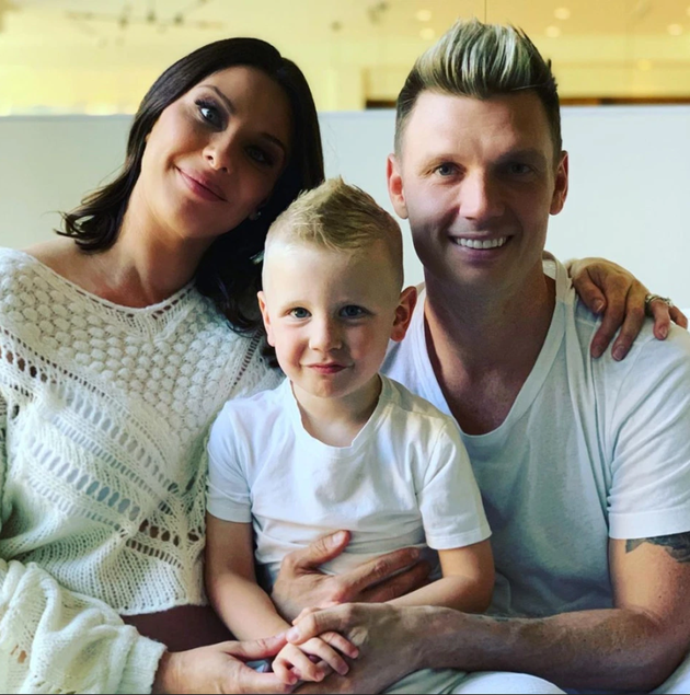 尼克卡特妻子怀三胎