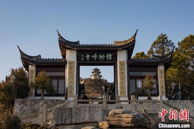 航拍苏州金庭镇西山岛 青山绿水皆堪赏