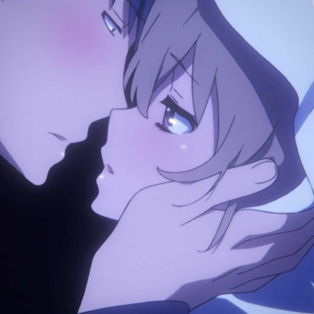 甜丧低糖动漫情侣头像我不怕输只怕我压上所有赌注他却中途退出