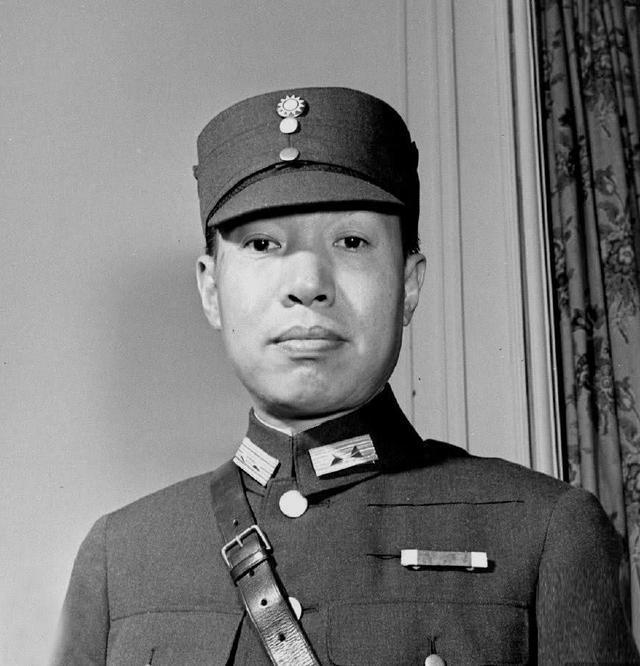 张国焘被沈醉羞辱得直掉泪戴笠事后骂沈醉不懂事给他留点面子