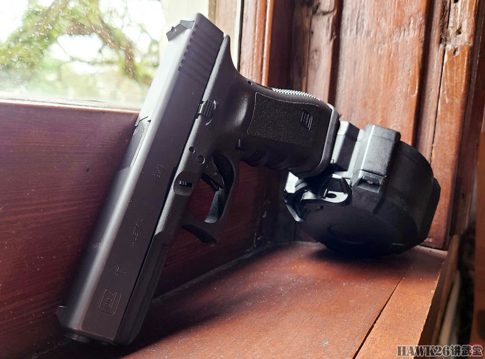 magpul推出两款新型弹鼓容量为50发分别配备格洛克17和mp5