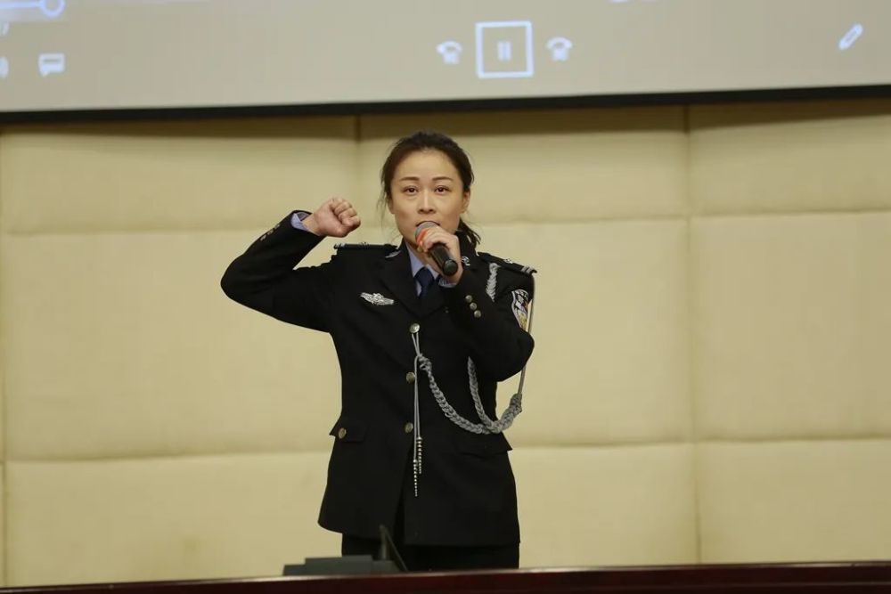 宣讲人:陆茜"旗帜与信仰高扬,光荣与忠诚同在"03他们有一个亲切的名字