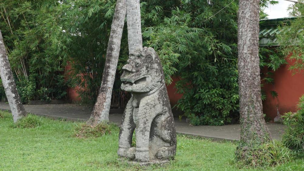 文革中海瑞的尸骨被挖出,先是游街示众,最后在海口市中心广场被焚烧