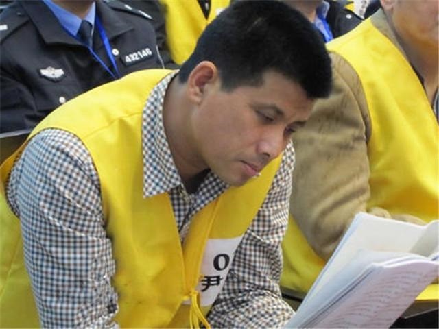 98年九江抗洪从沉车到沉船团长带头冲进洪水干了七天七夜