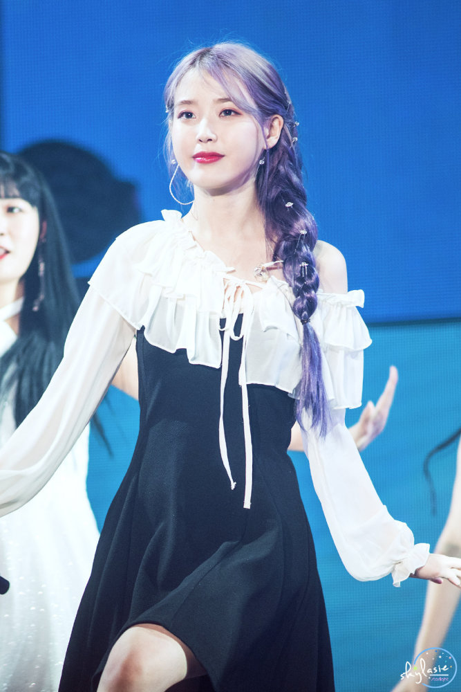 当女爱豆们染上紫发 iu: 免责声明:本文来自腾讯新闻客户端自媒体,不