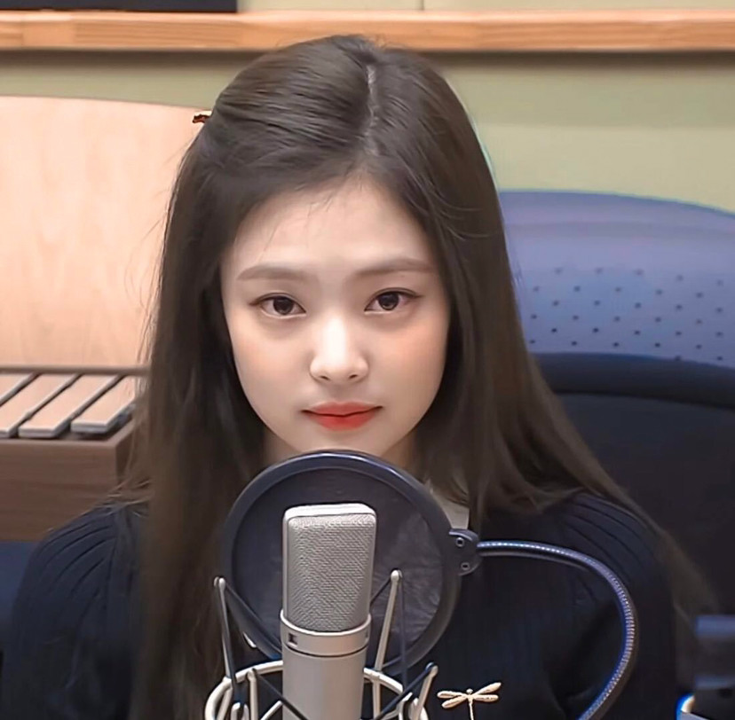 blackpinkjennie绝美头像虽迟但到